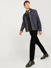Ladda upp bild till gallerivisning, model_shot-creative
