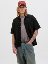 Ladda upp bild till gallerivisning, model_shot-front
