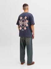 Ladda upp bild till gallerivisning, model_shot-back
