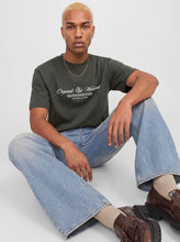 Ladda upp bild till gallerivisning, model_shot-creative
