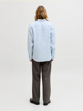 Ladda upp bild till gallerivisning, model_shot-back
