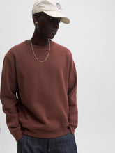 Ladda upp bild till gallerivisning, model_shot-creative
