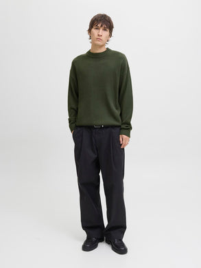 model_shot-front_full