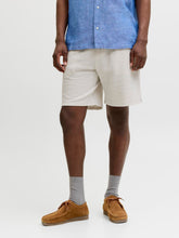 Ladda upp bild till gallerivisning, model_shot-front
