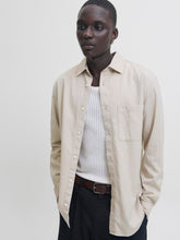 Ladda upp bild till gallerivisning, model_shot-creative
