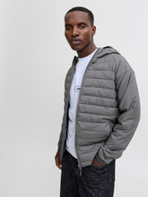 Ladda upp bild till gallerivisning, model_shot-creative
