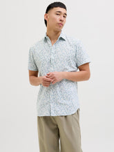 Ladda upp bild till gallerivisning, model_shot-front
