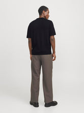 Ladda upp bild till gallerivisning, model_shot-back
