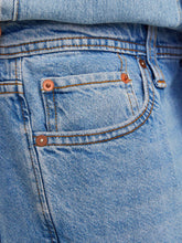 Ladda upp bild till gallerivisning, model_shot-detail
