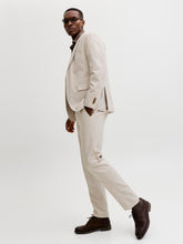 Ladda upp bild till gallerivisning, model_shot-creative
