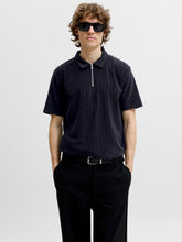 Ladda upp bild till gallerivisning, model_shot-front
