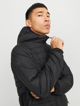 Ladda upp bild till gallerivisning, model_shot-creative
