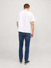 Ladda upp bild till gallerivisning, model_shot-back
