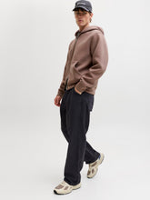 Ladda upp bild till gallerivisning, model_shot-creative
