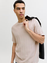 Ladda upp bild till gallerivisning, model_shot-creative
