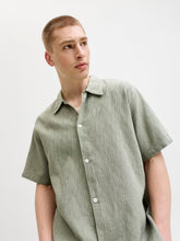 Ladda upp bild till gallerivisning, model_shot-creative
