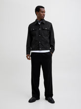 Ladda upp bild till gallerivisning, model_shot-front_full
