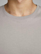 Ladda upp bild till gallerivisning, JJEORGANIC T-Shirt - crockery
