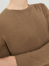 Ladda upp bild till gallerivisning, JJEEMIL Pullover - Otter
